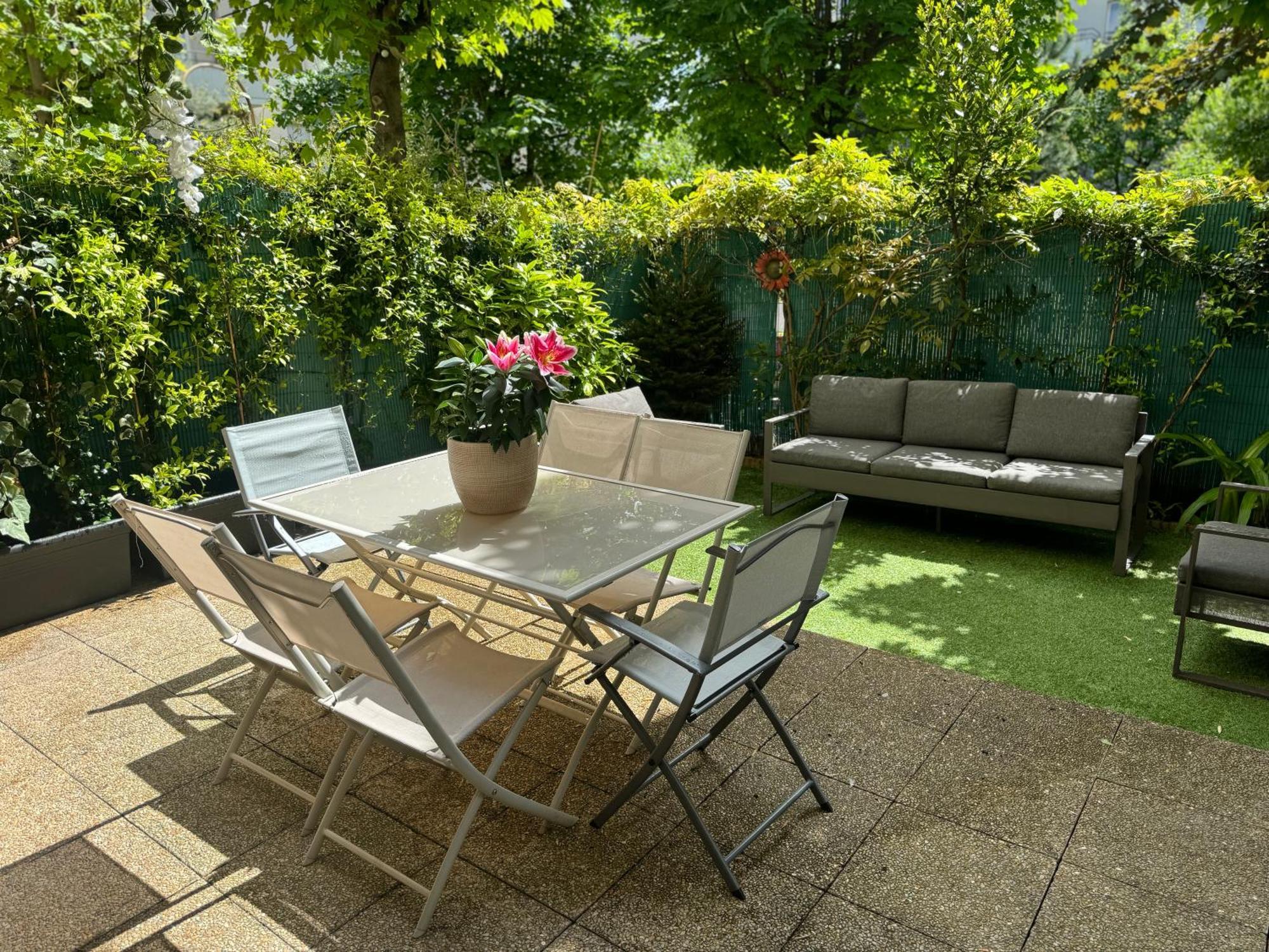 Le Jardin Du Stade By Uta House Saint-Denis  Eksteriør bilde